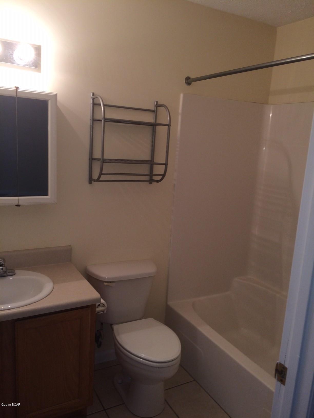 Houston Pines - Residential Lease