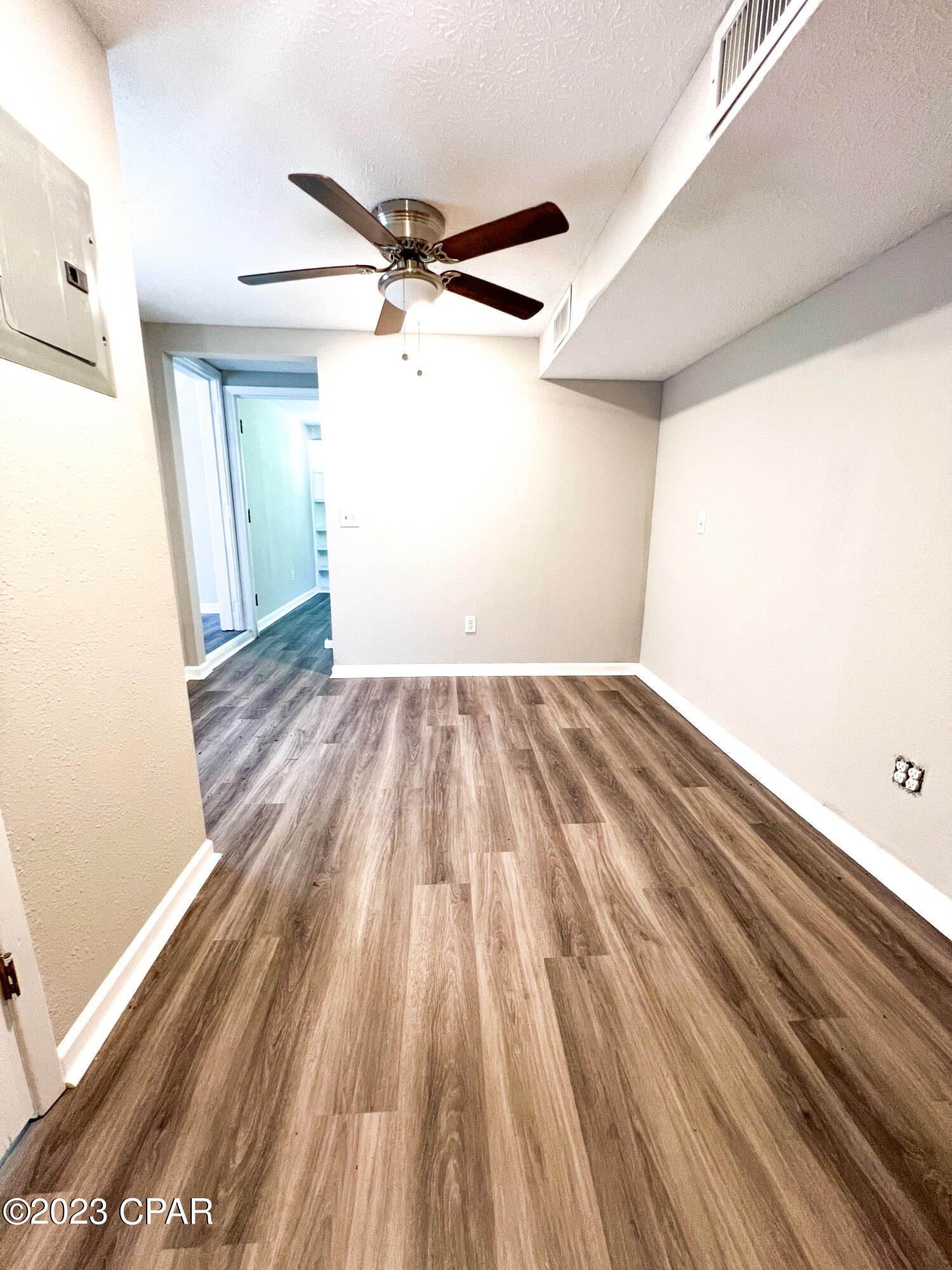 Forest Park 1st Add - Commercial Sale