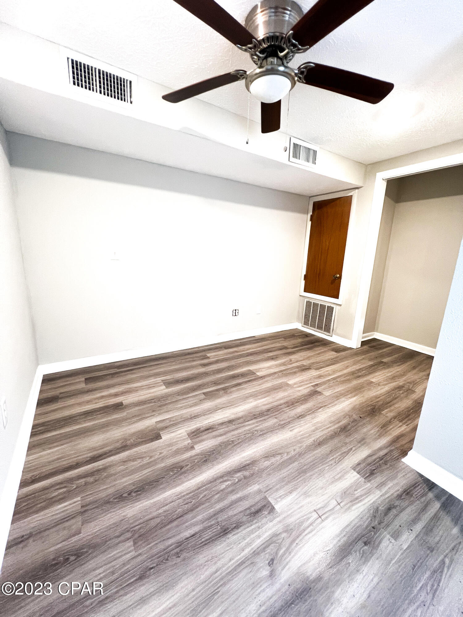 Forest Park 1st Add - Commercial Sale