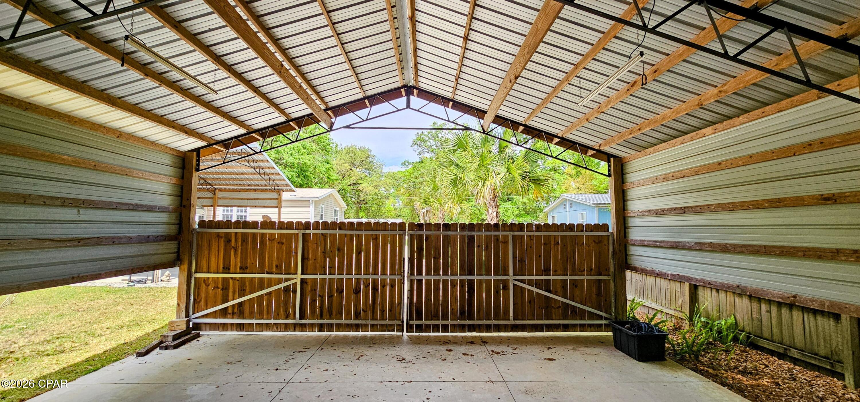 Mitchel Manor - Residential