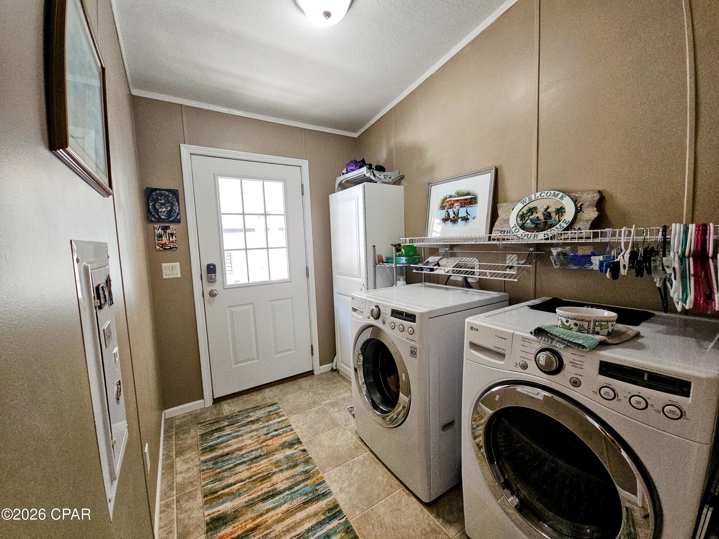 Mitchel Manor - Residential