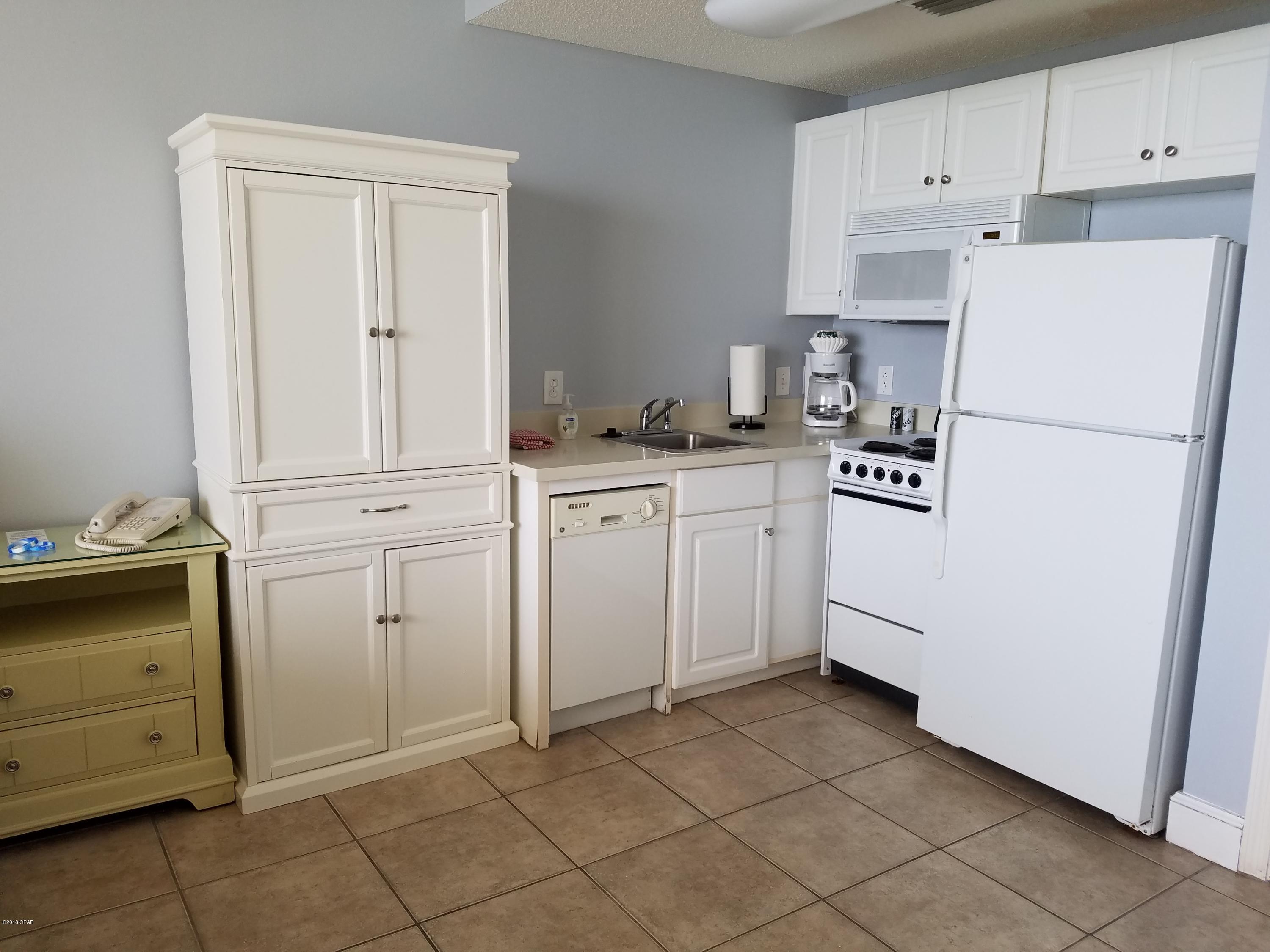 Majestic Beach Tower I - Residential Lease