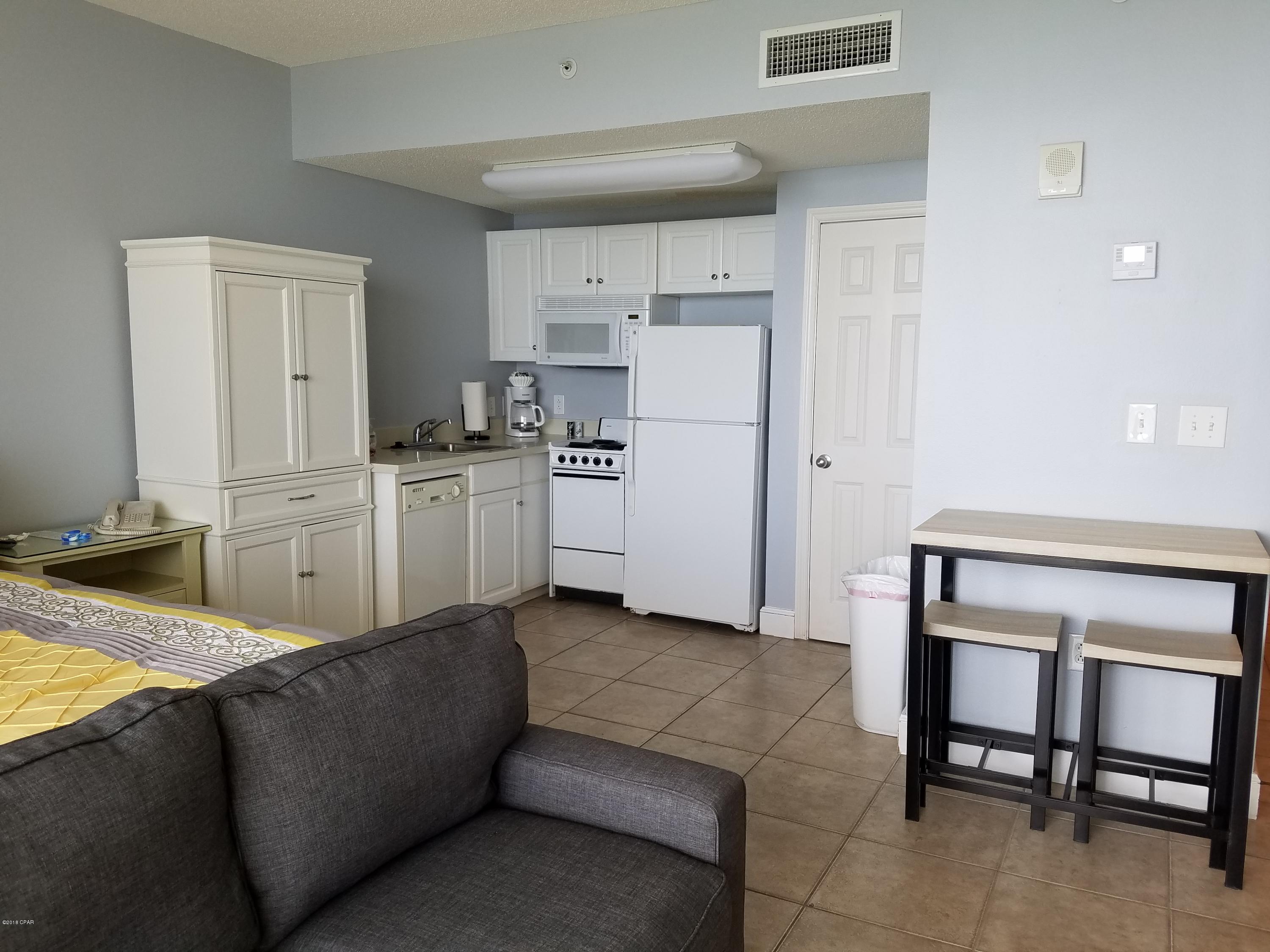 Majestic Beach Tower I - Residential Lease