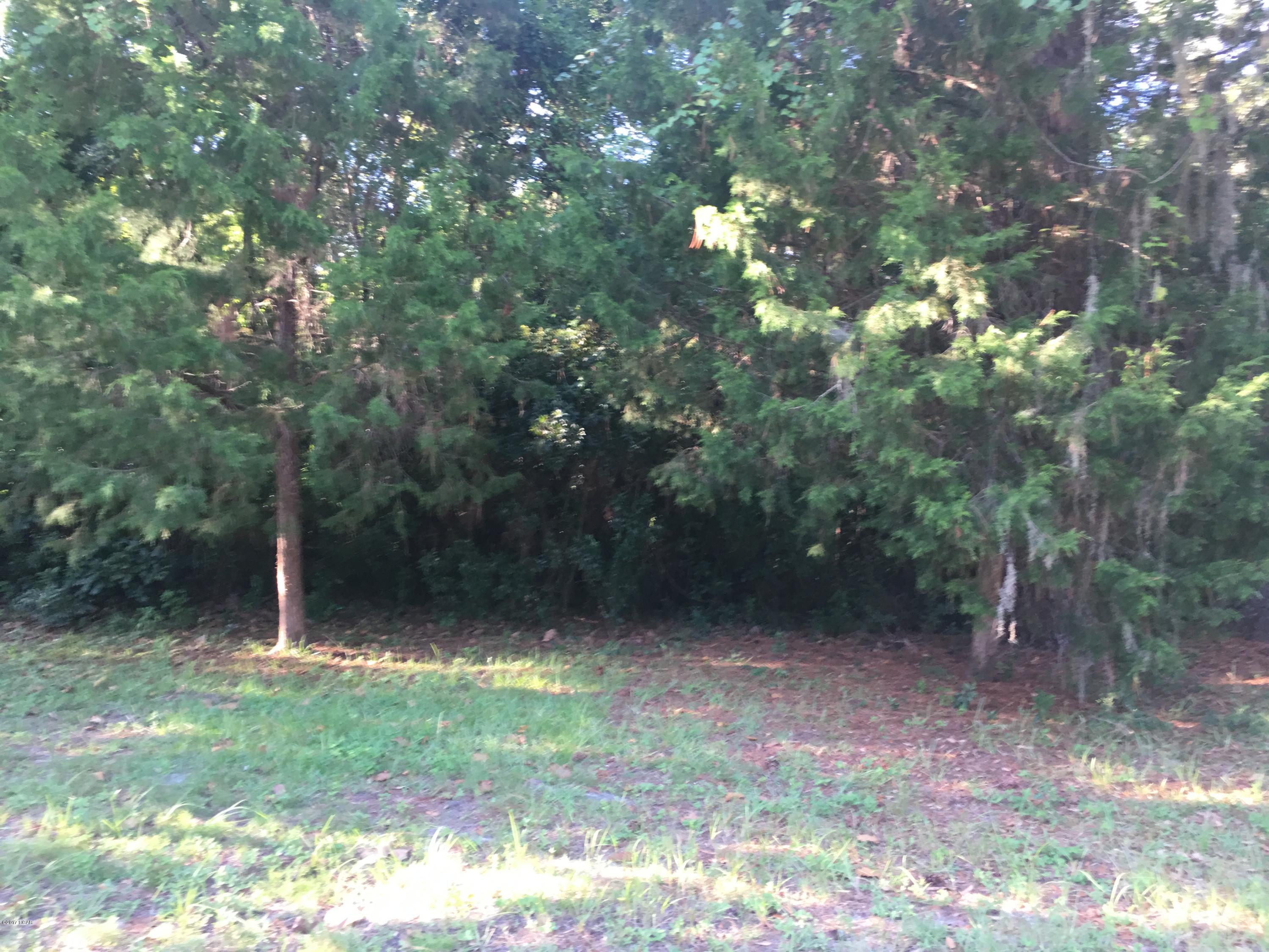 Bennett & Goodgame - Land