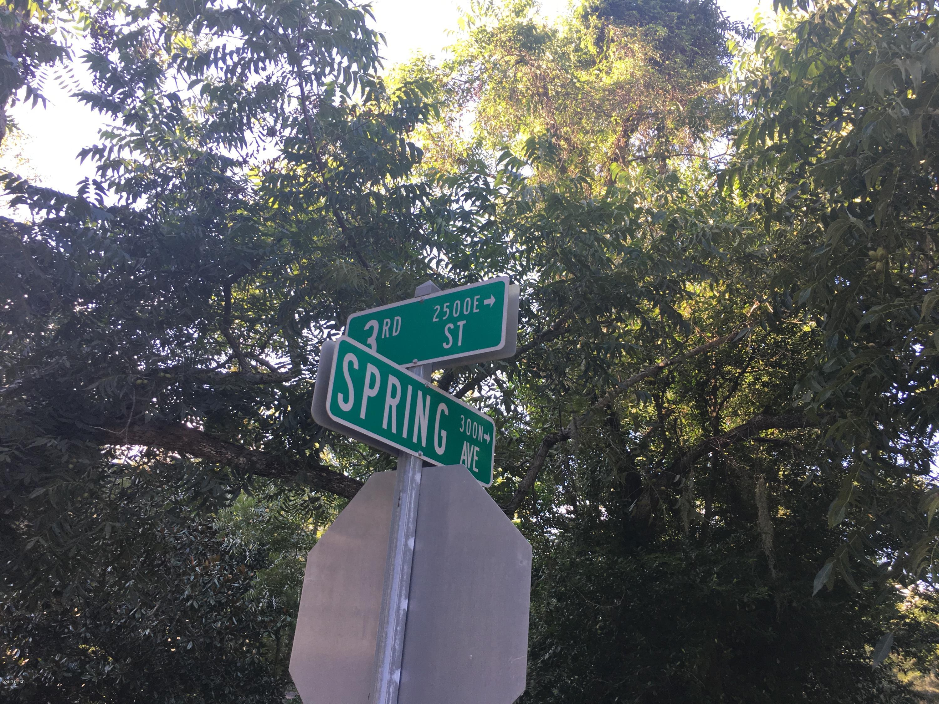 Bennett & Goodgame - Land