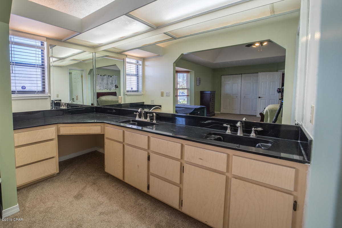 Boat Race Estates - Residential