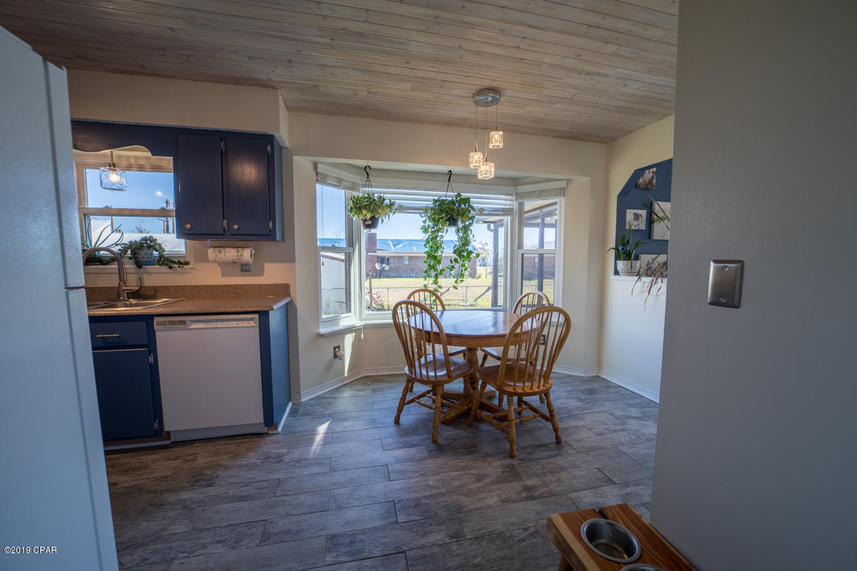 Boat Race Estates - Residential