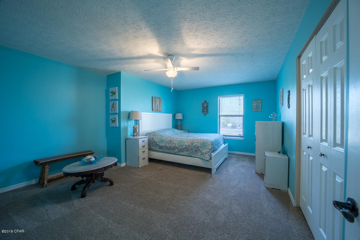 Boat Race Estates - Residential