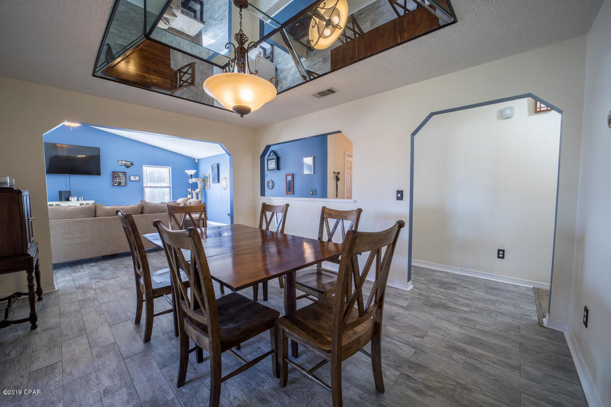 Boat Race Estates - Residential