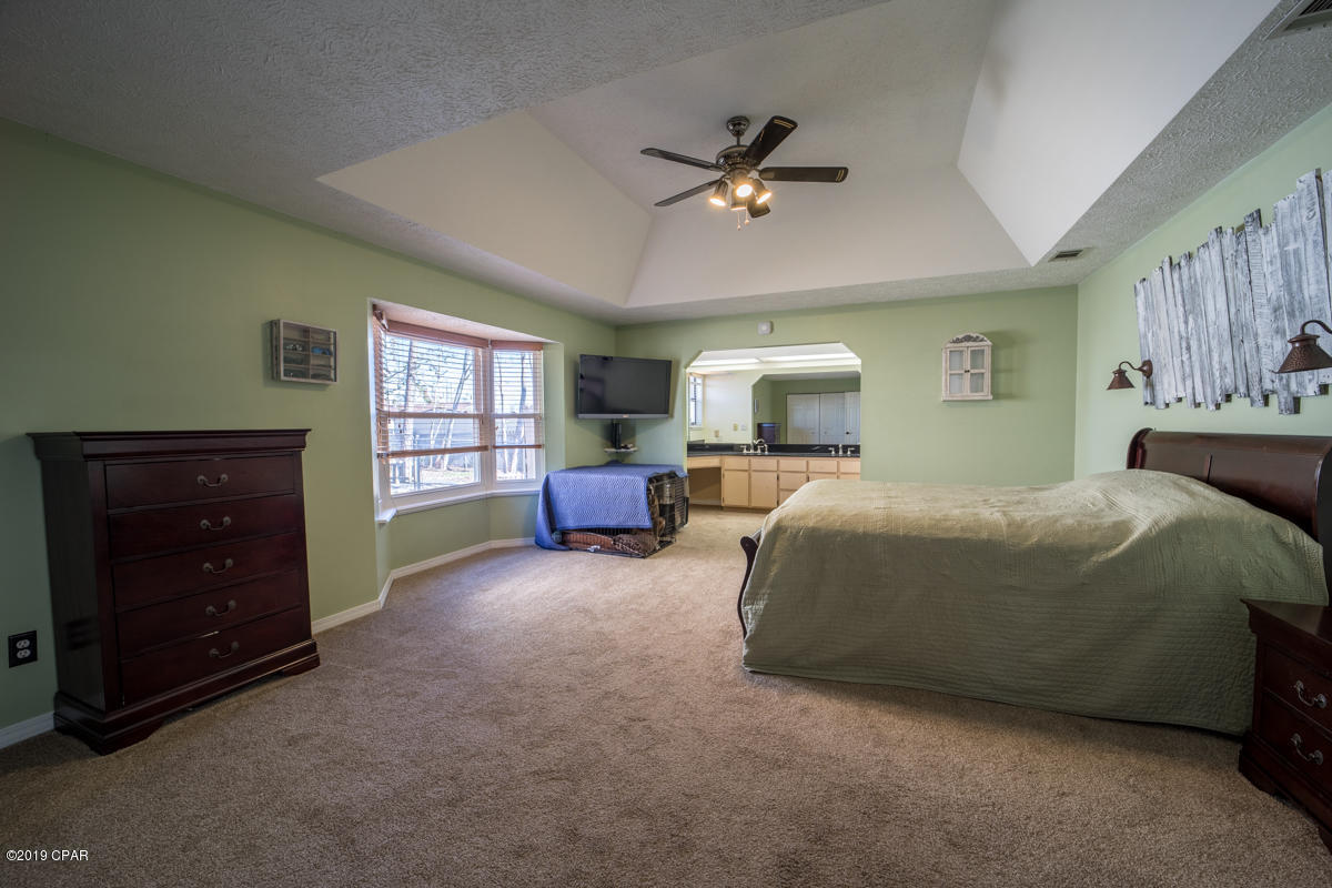 Boat Race Estates - Residential