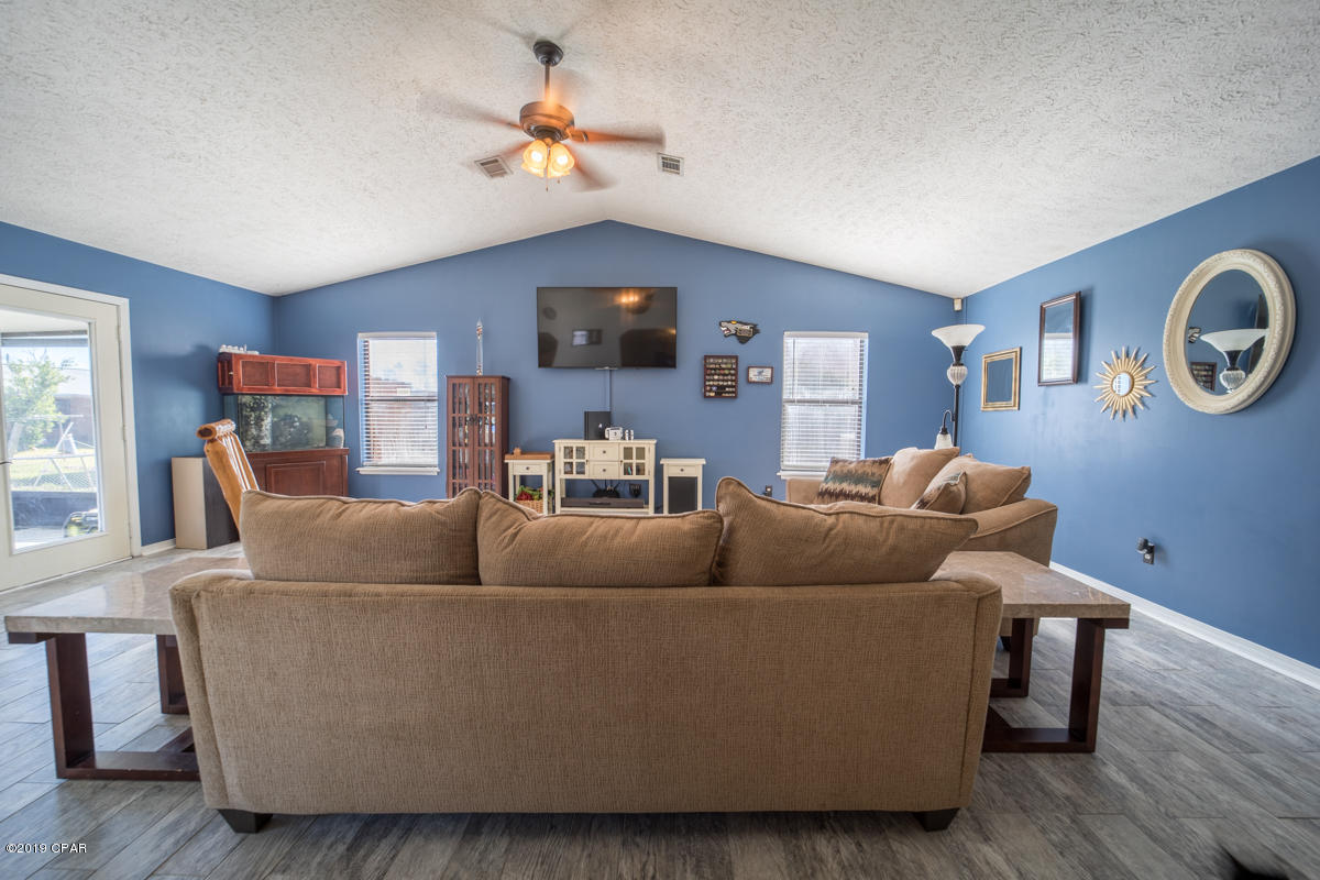 Boat Race Estates - Residential