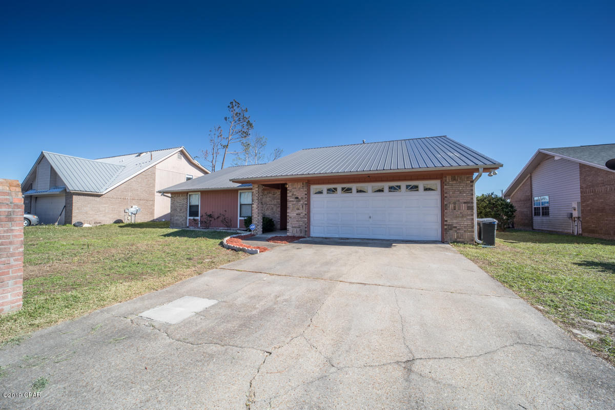 Boat Race Estates - Residential