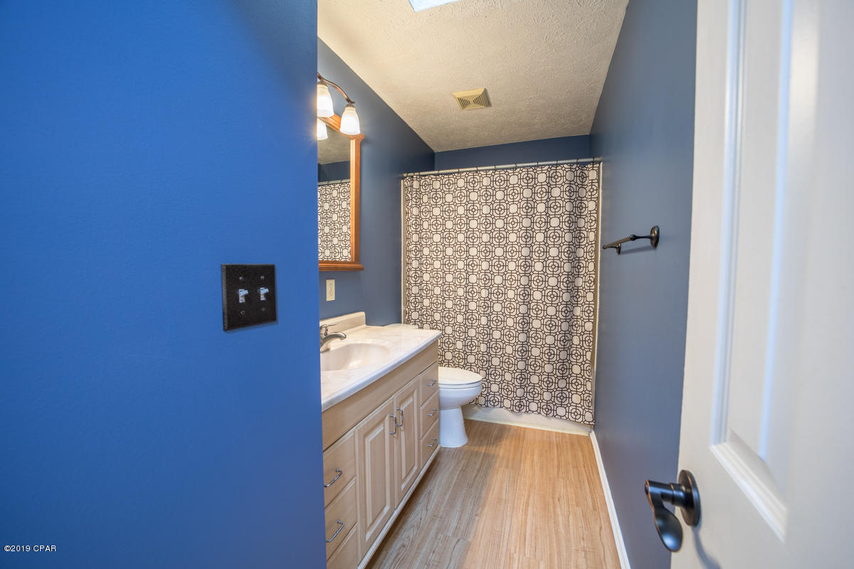 Boat Race Estates - Residential