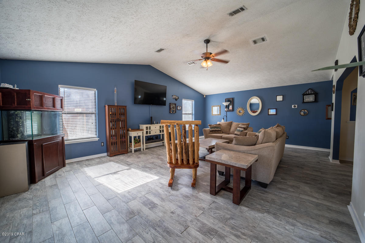 Boat Race Estates - Residential