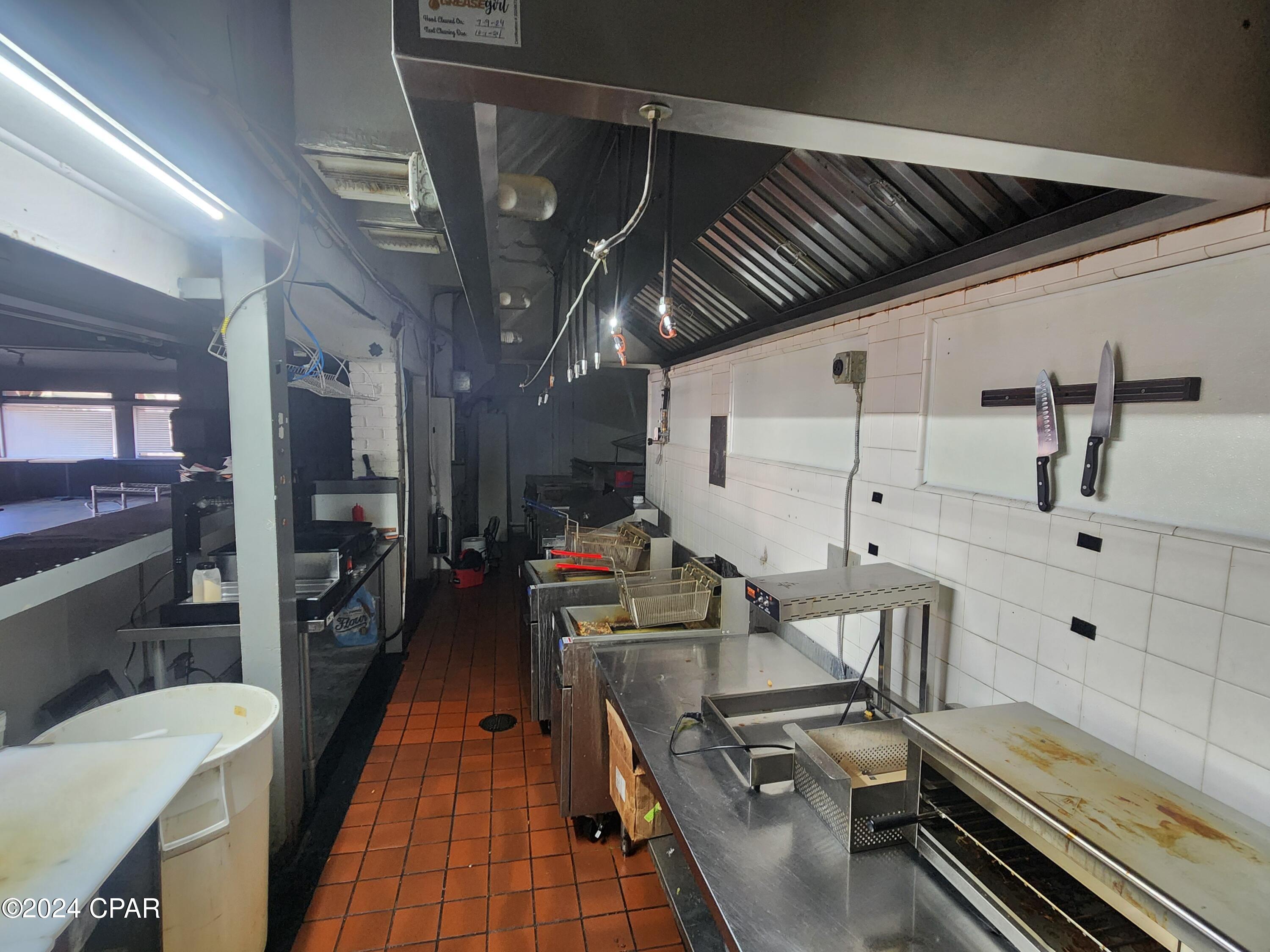 [No Recorded Subdiv] - Commercial Sale