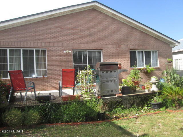 Riviera Beach - Residential