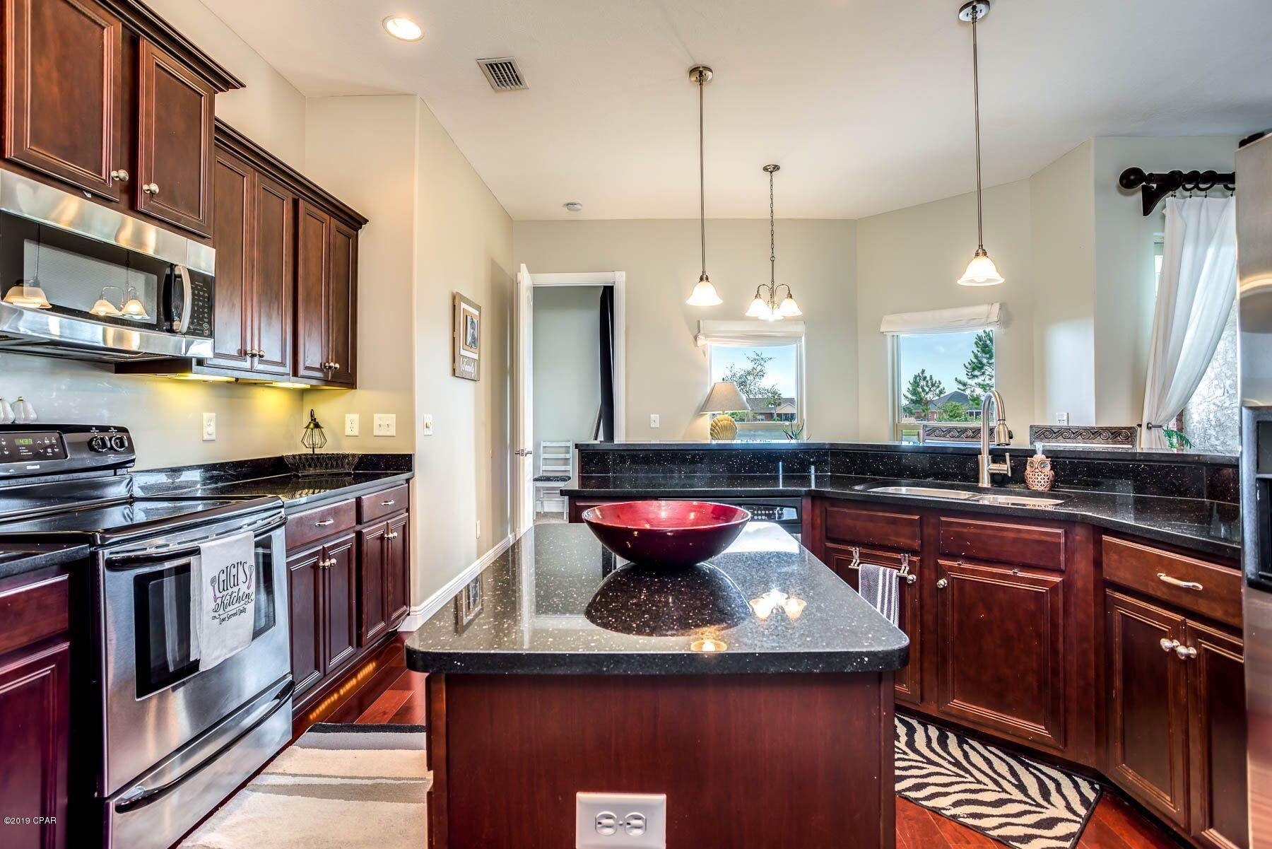 Kirkland Manor - Residential