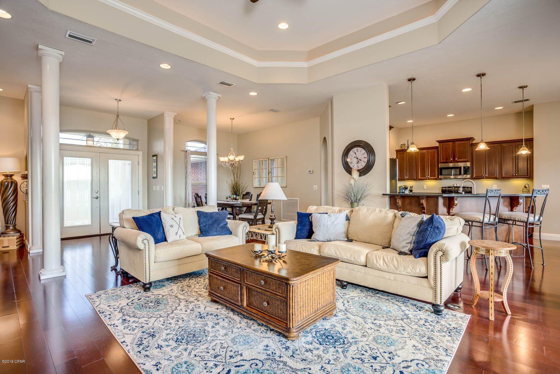 Kirkland Manor - Residential