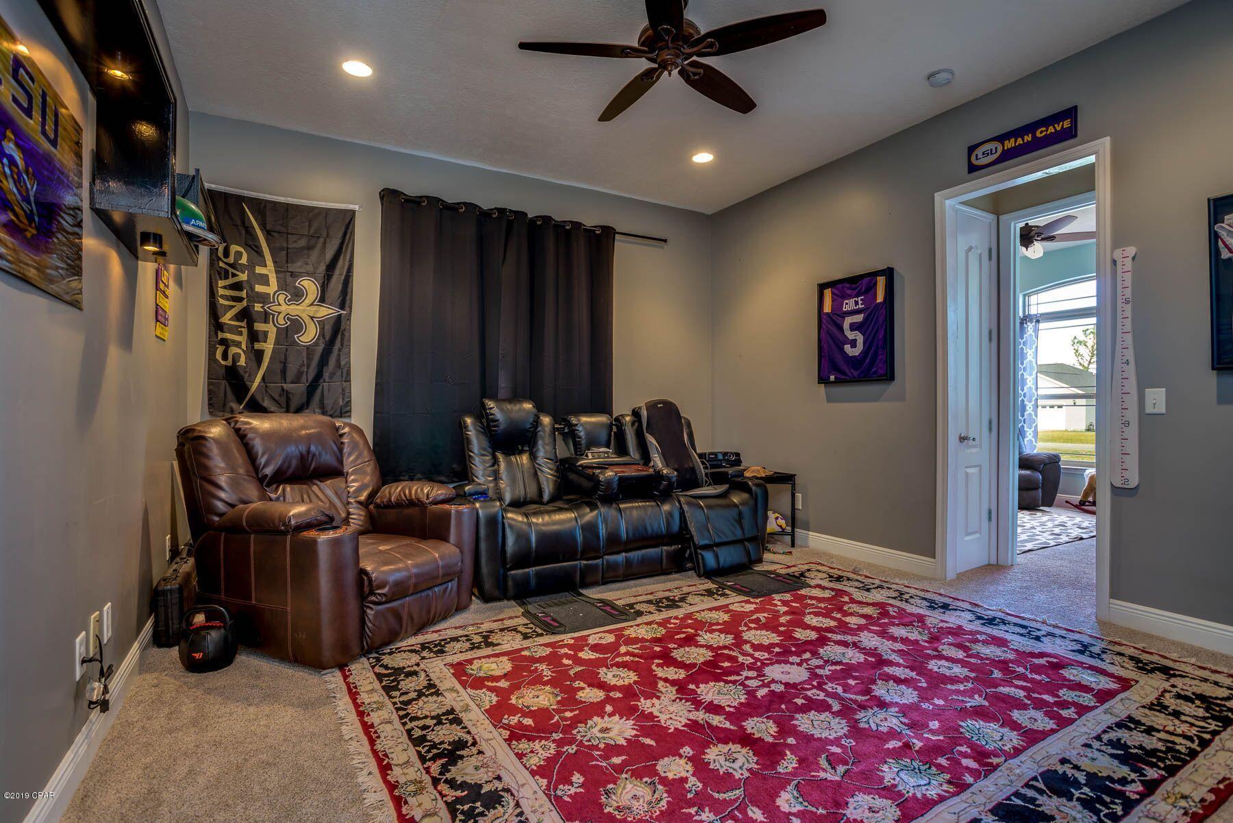 Kirkland Manor - Residential