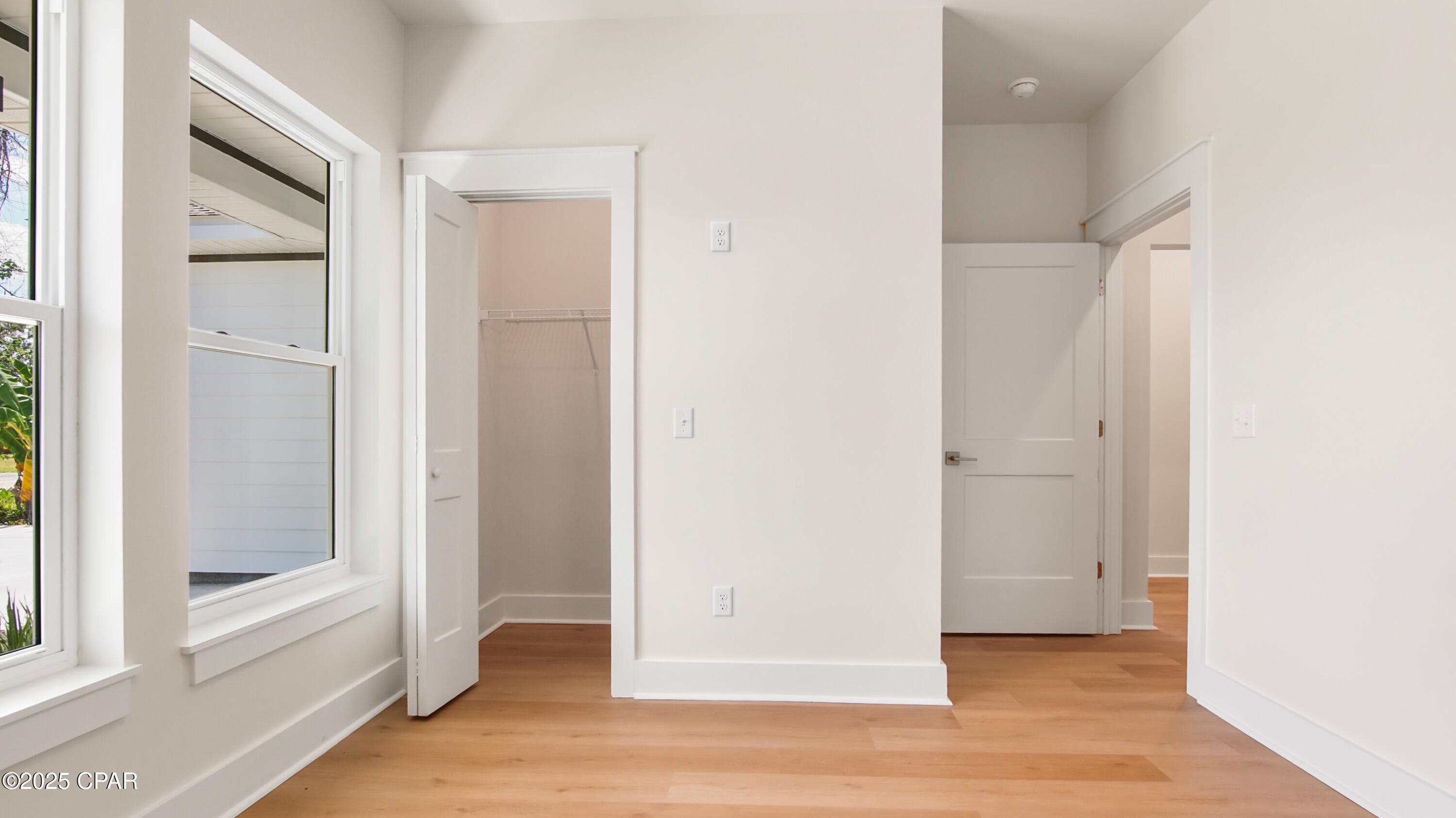 Panama City, Florida 32405, United States, 3 Bedrooms Bedrooms, ,3 BathroomsBathrooms,Residential,Active,207100