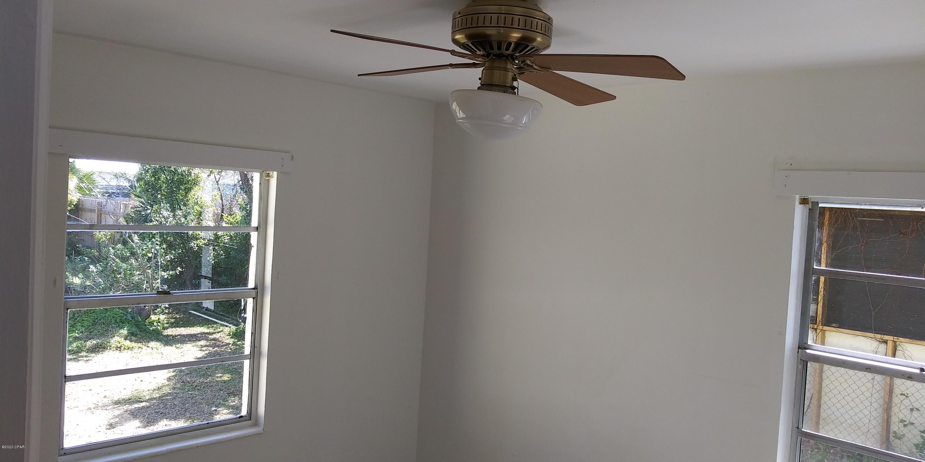 St And Bay Dev Co - Residential