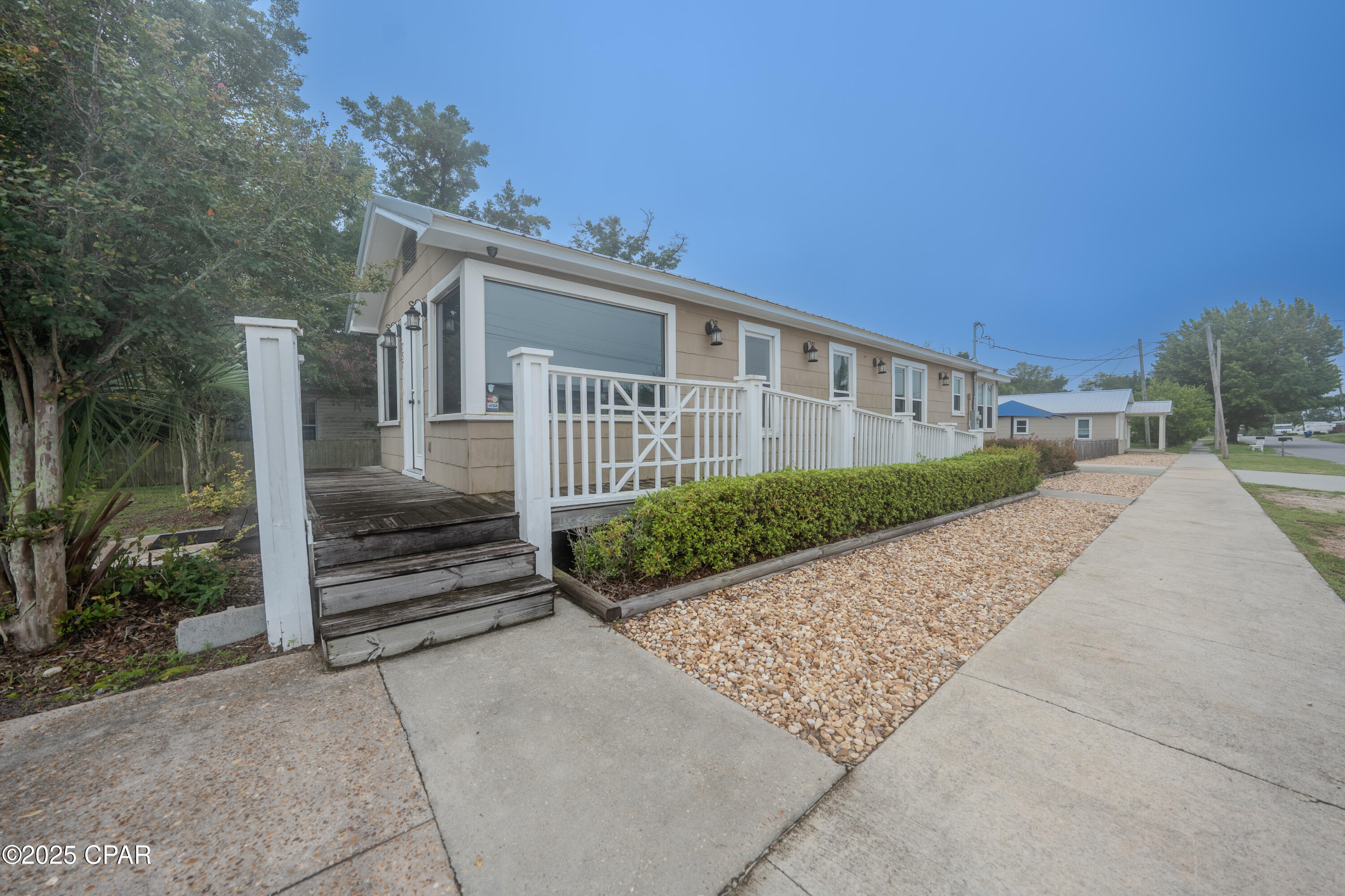 [No Recorded Subdiv] - Commercial Sale