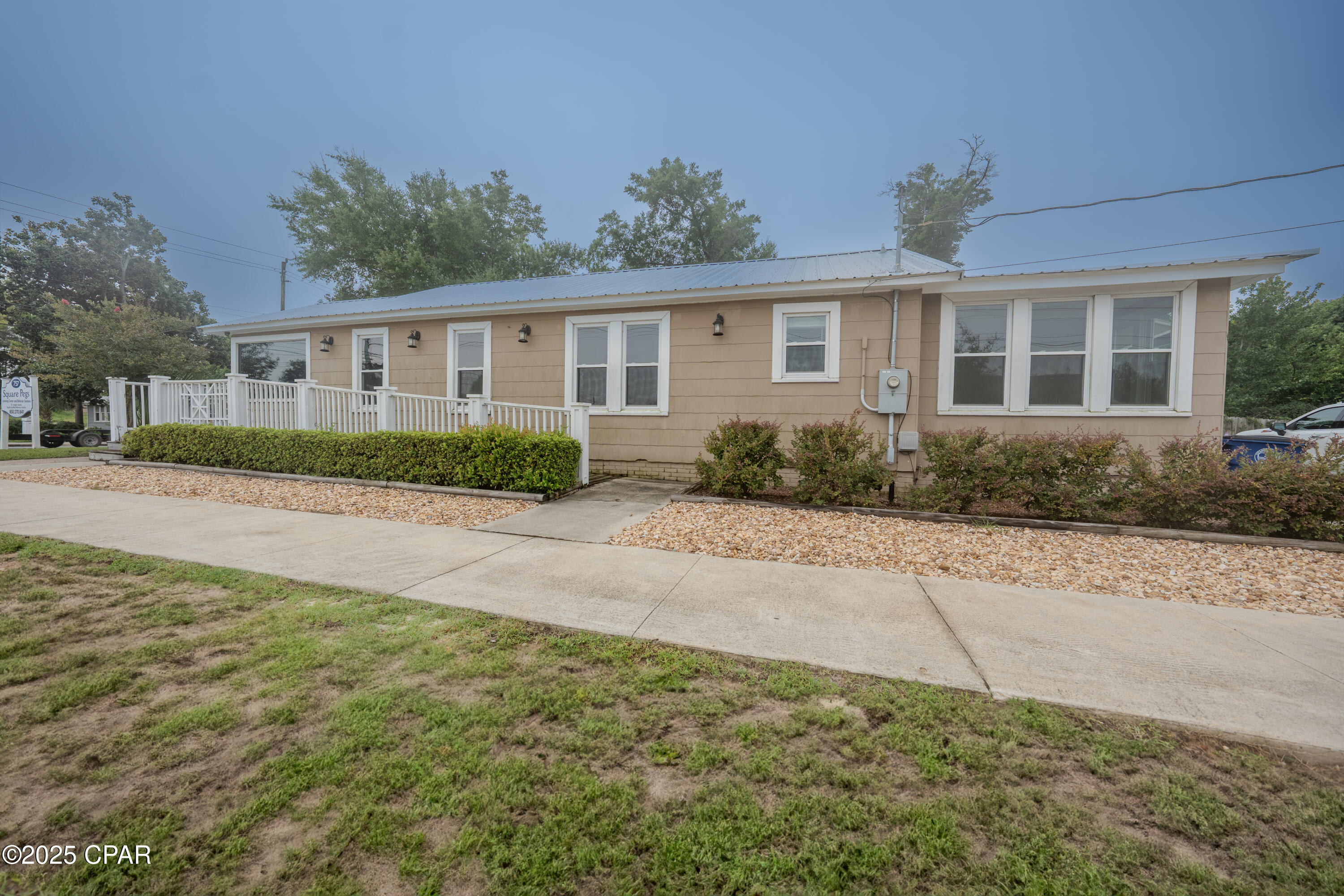 [No Recorded Subdiv] - Commercial Sale