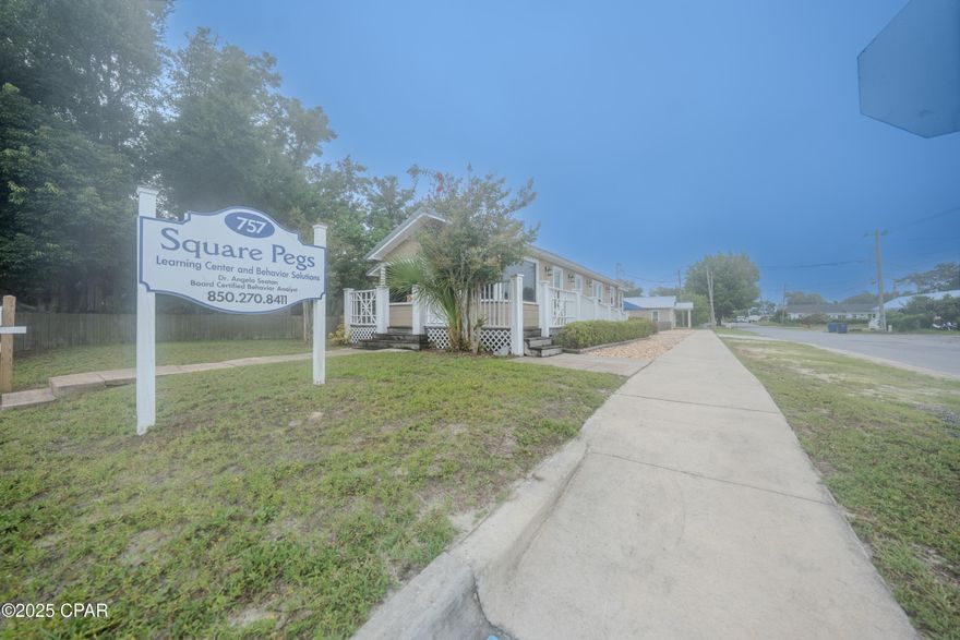 Well-located commercial property with high visibility on Jenks Avenue, featuring two separate buildings and a large outdoor area between them. This property offers flexibility for multiple business uses, both retail and/or professional offices, and excellent accessibility from both Jenks Avenue and 6th Street.

The main Building is approximately 1,394 SF heated and cooled, plus 233 SF of covered porches.  The building has 4 large open rooms, kitchen/break room area, 2 bathrooms, and solid wood floors. The roof and windows have been replaced, and the HVAC system is new with additional tonnage for optimum cooling.

The second Building is +/- 720 SF also with a covered entry.  There is one large open room, an office area, and a full bathroom. The building has beautiful wood floors, new windows, and new HVAC.

The lot dimensions are 50' x 185'. The large outdoor open area between the buildings would be suitable for additional parking, display, or additional uses. The property has easy access with direct frontage on Jenks Avenue and additional access on W 8th Street.

Building is ready for immediate occupancy. Building can be leased at $3,000 NNN monthly. See agent comments.  Thank you.