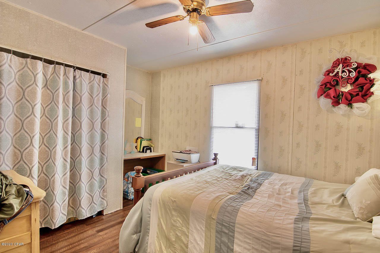 North Lagoon Oaks - Residential