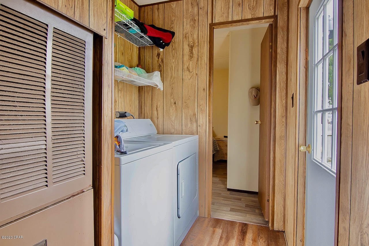 North Lagoon Oaks - Residential