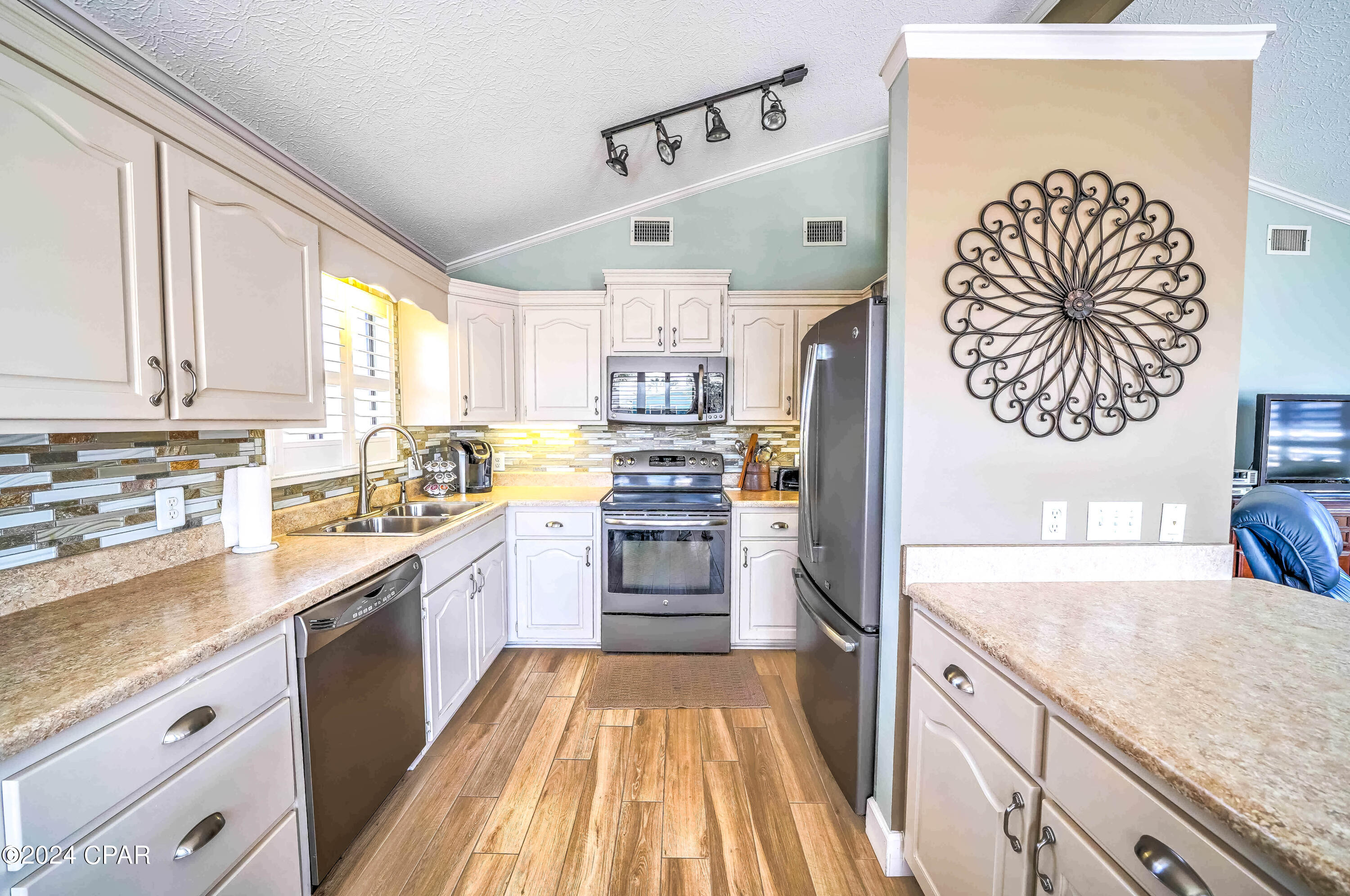 Venture Out Travel Trail - Residential