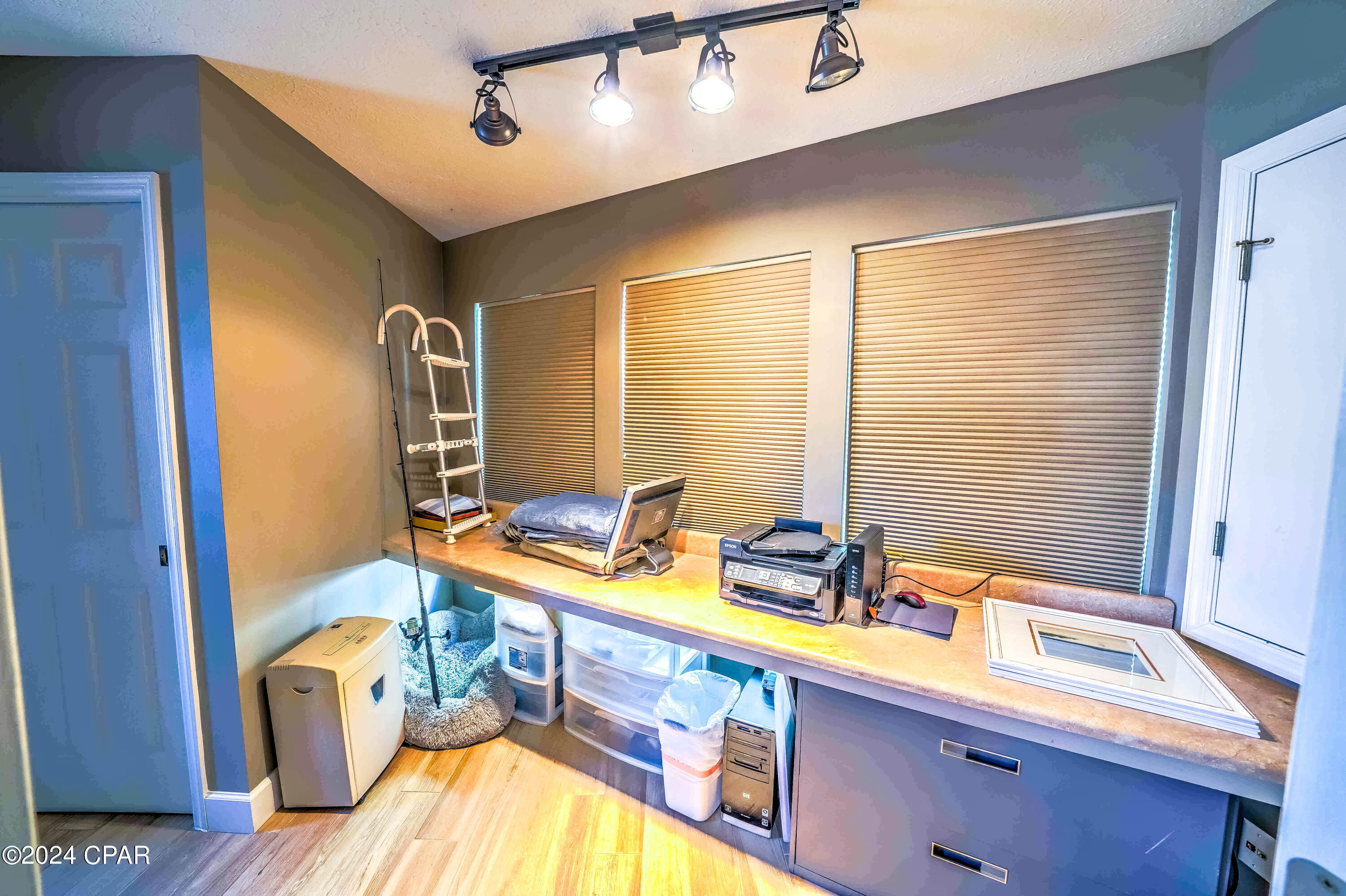 Venture Out Travel Trail - Residential