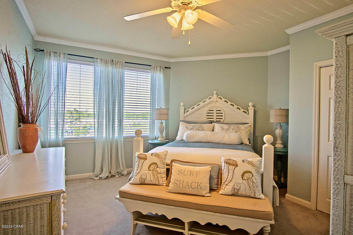 Hibiscus By The Bay - Residential