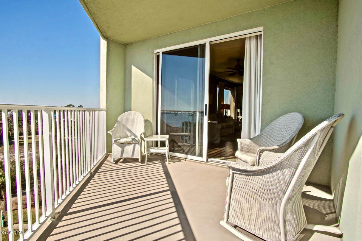 Hibiscus By The Bay - Residential