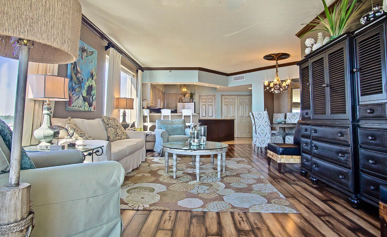 Hibiscus By The Bay - Residential