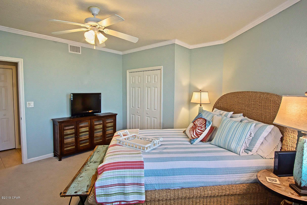 Hibiscus By The Bay - Residential