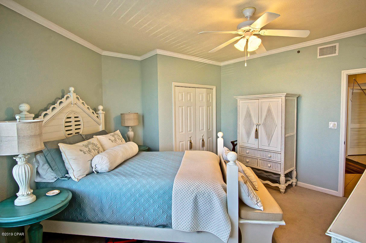 Hibiscus By The Bay - Residential