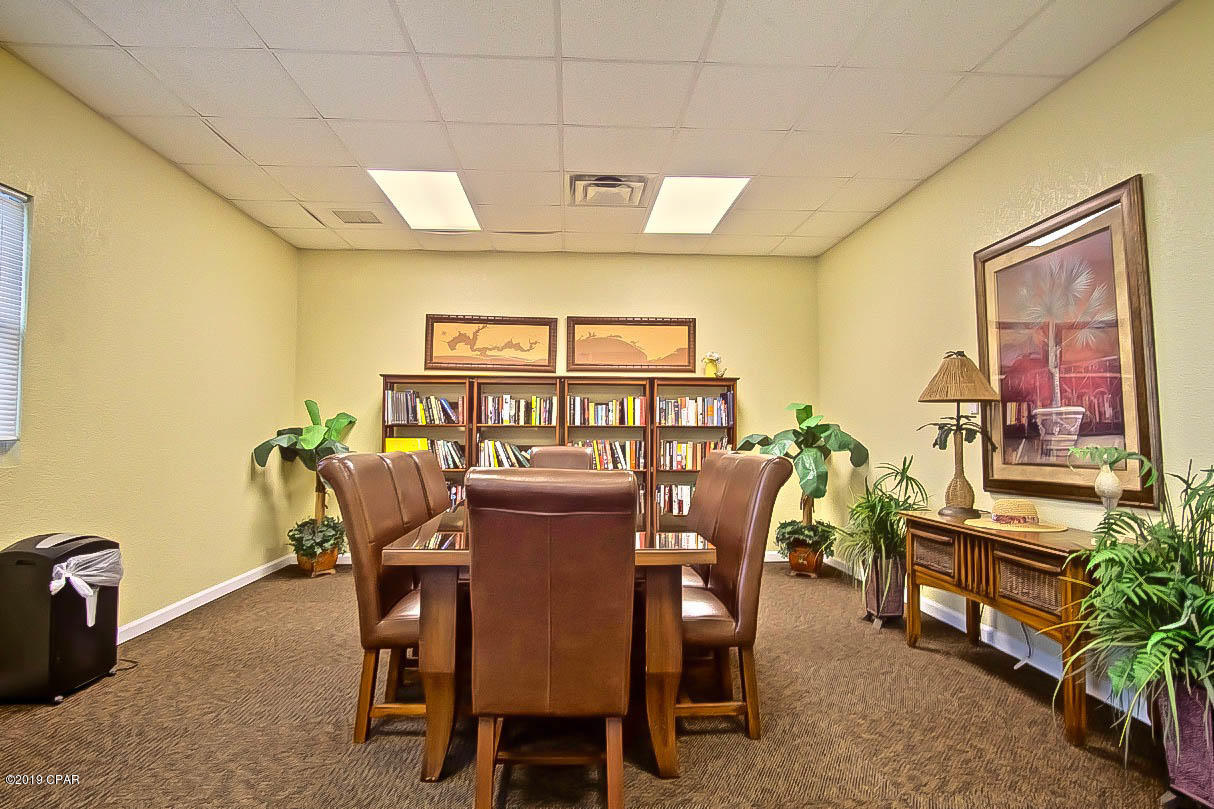 Hibiscus By The Bay - Residential