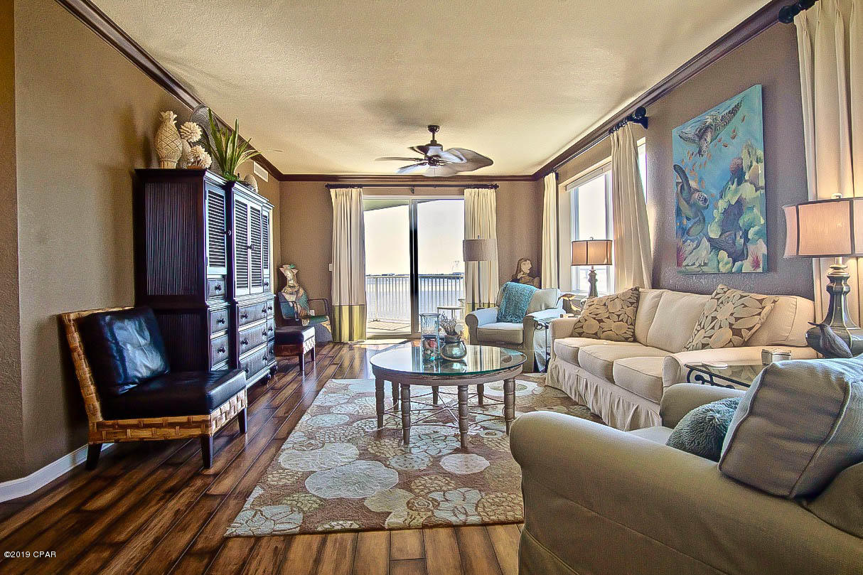 Hibiscus By The Bay - Residential