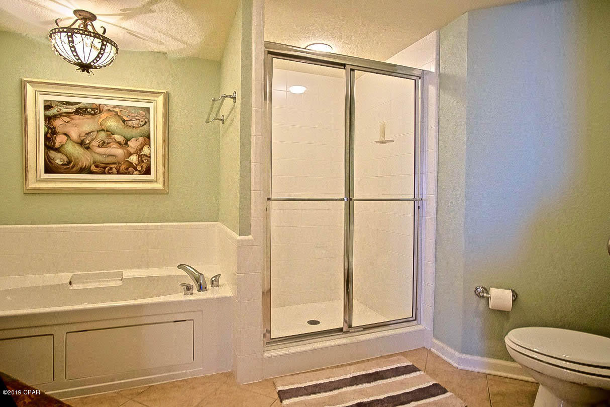 Hibiscus By The Bay - Residential