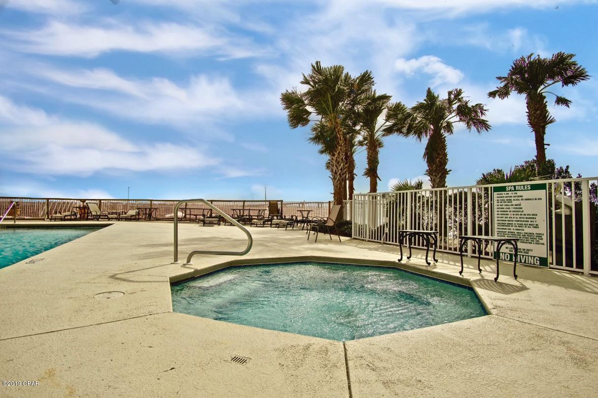 Hibiscus By The Bay - Residential