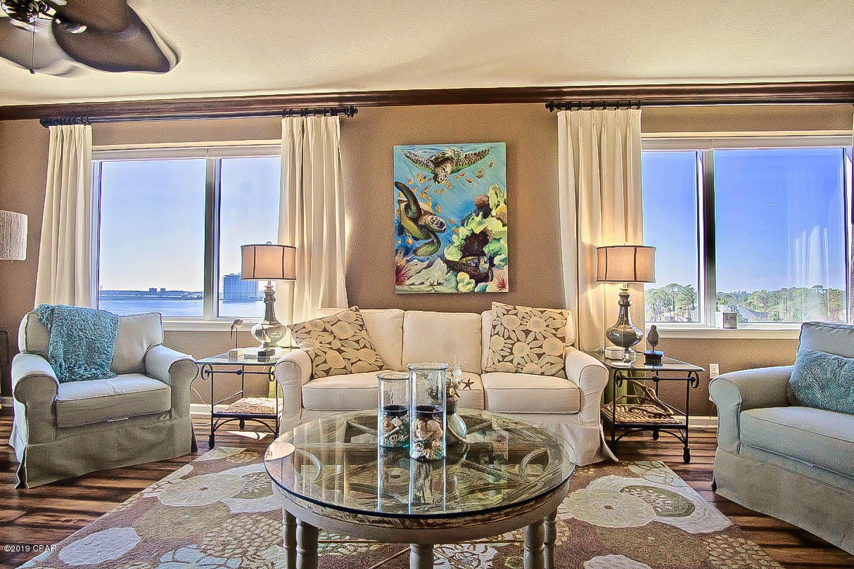 Hibiscus By The Bay - Residential