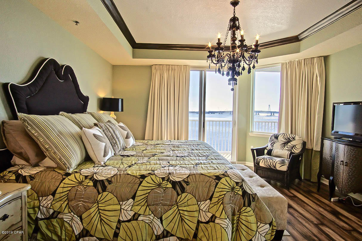 Hibiscus By The Bay - Residential