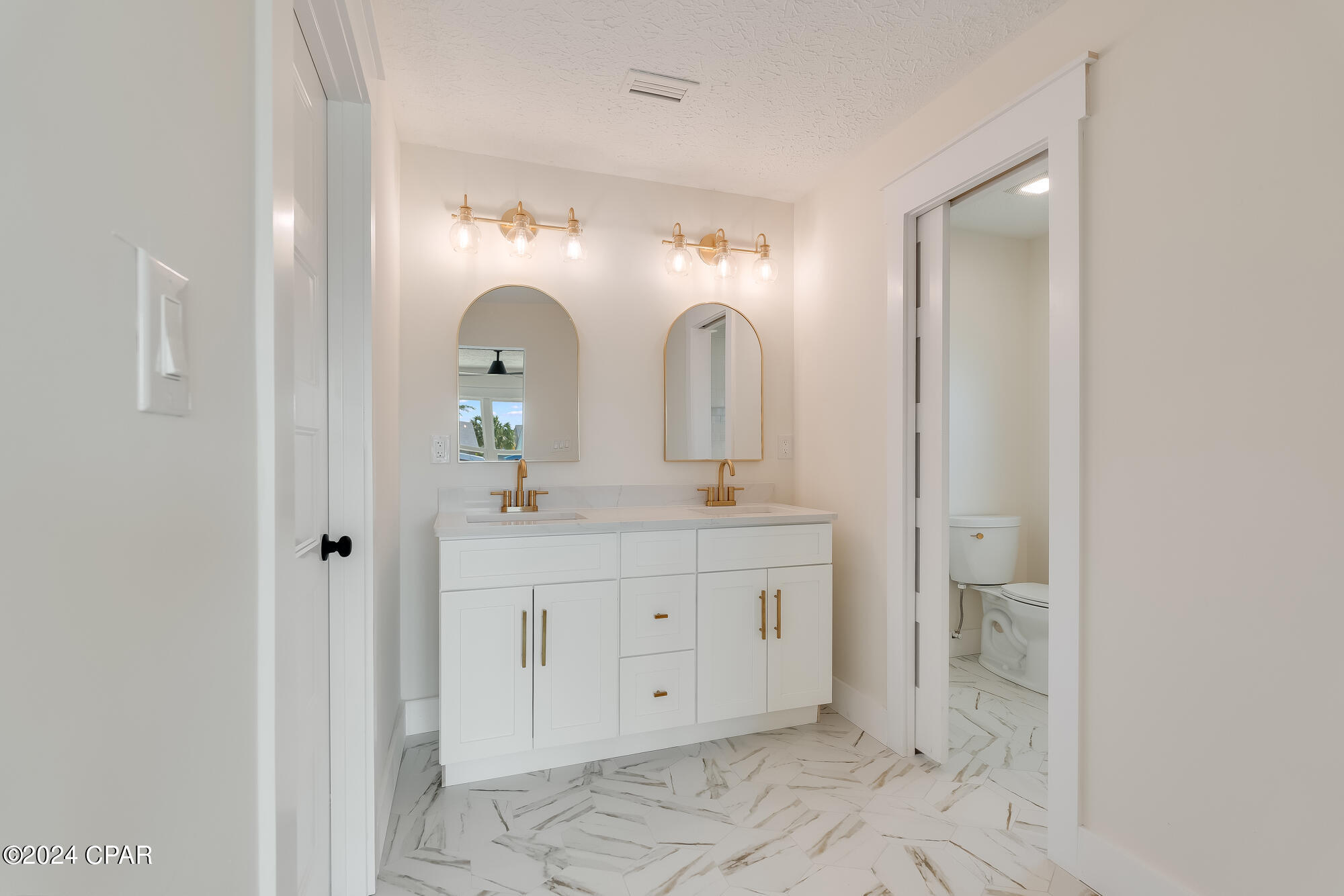 Seaclusion Beach - Residential