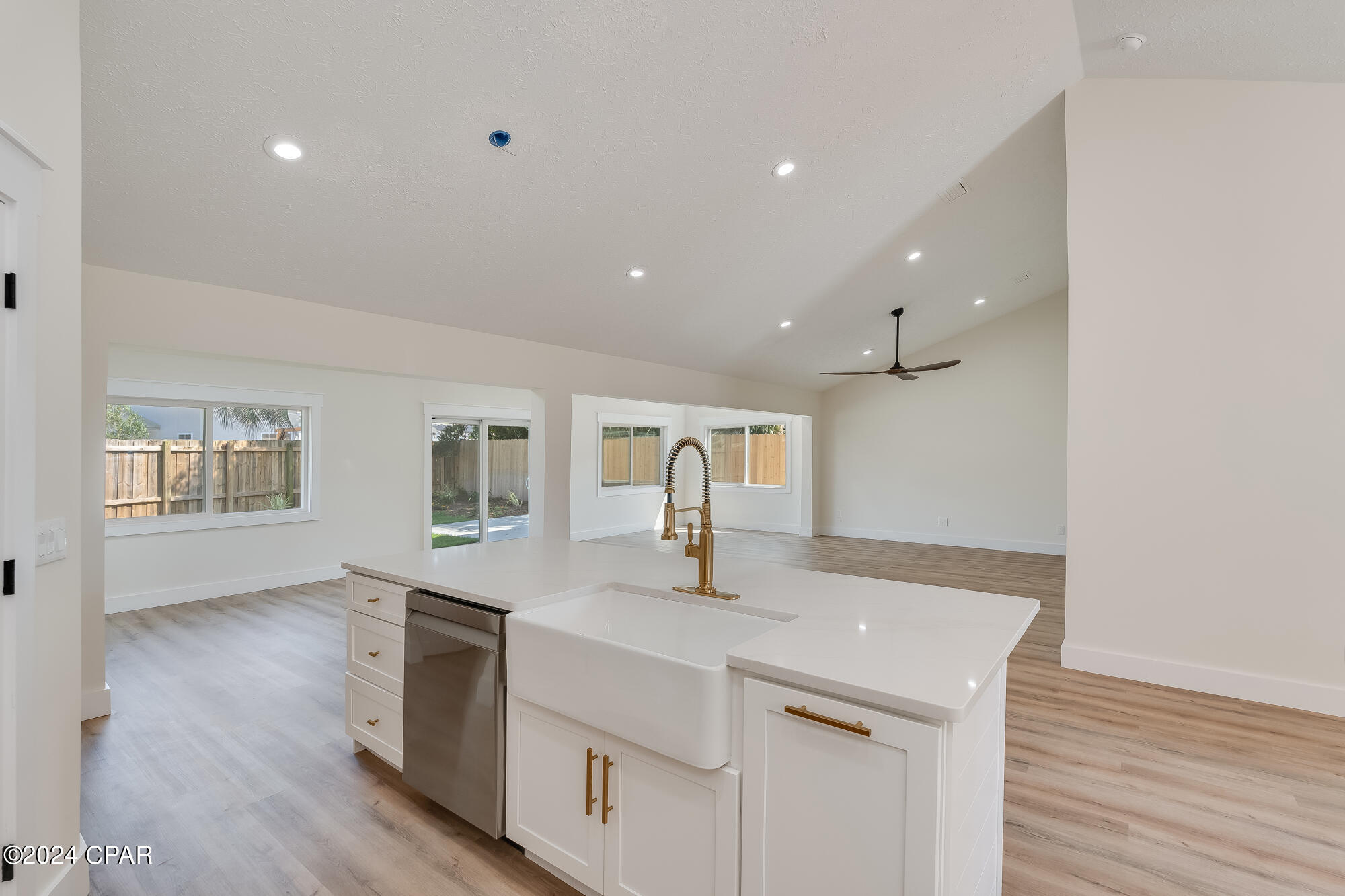 Seaclusion Beach - Residential