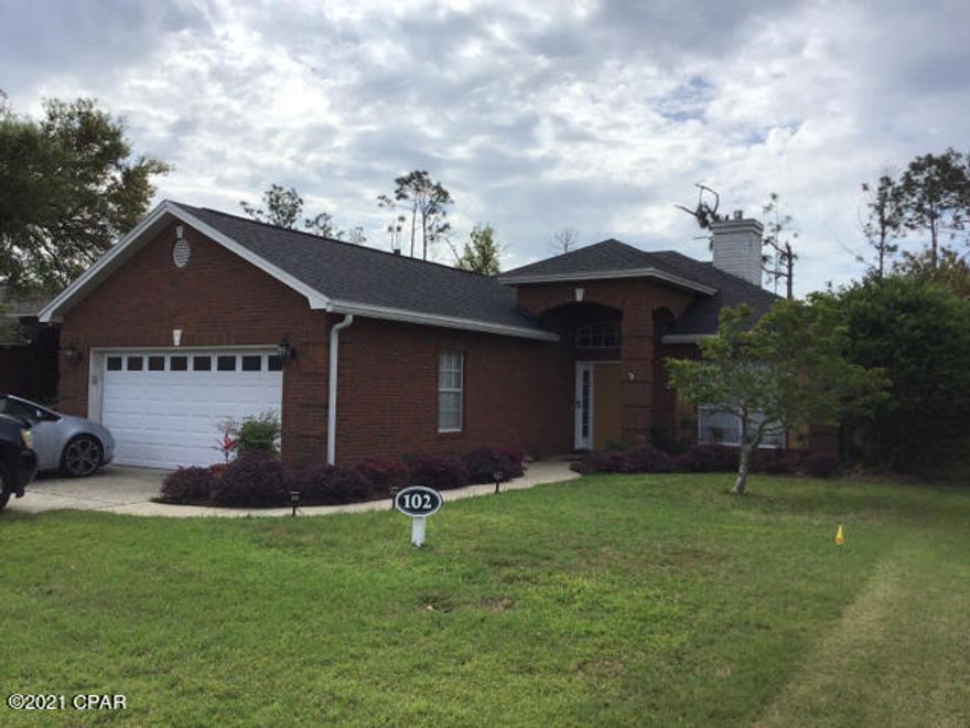 Beautiful home centrally located allowing for quick travel to all things you may want or need, great schools, shopping, restaurants, doctors, hospitals, Air Force & Navy Base and the Beautiful Beaches of NW Florida as well as all the outdoor sporting activities you want! Interior Home features 10 ft ceilings, trey ceiling in living room, granite counter tops in kitchen, and Florida room on the back of the living room. Exterior features sprinkler system, gutters, and privacy fenced backyard. Thank you for considering the great home. All information and measurements should be verified if important.