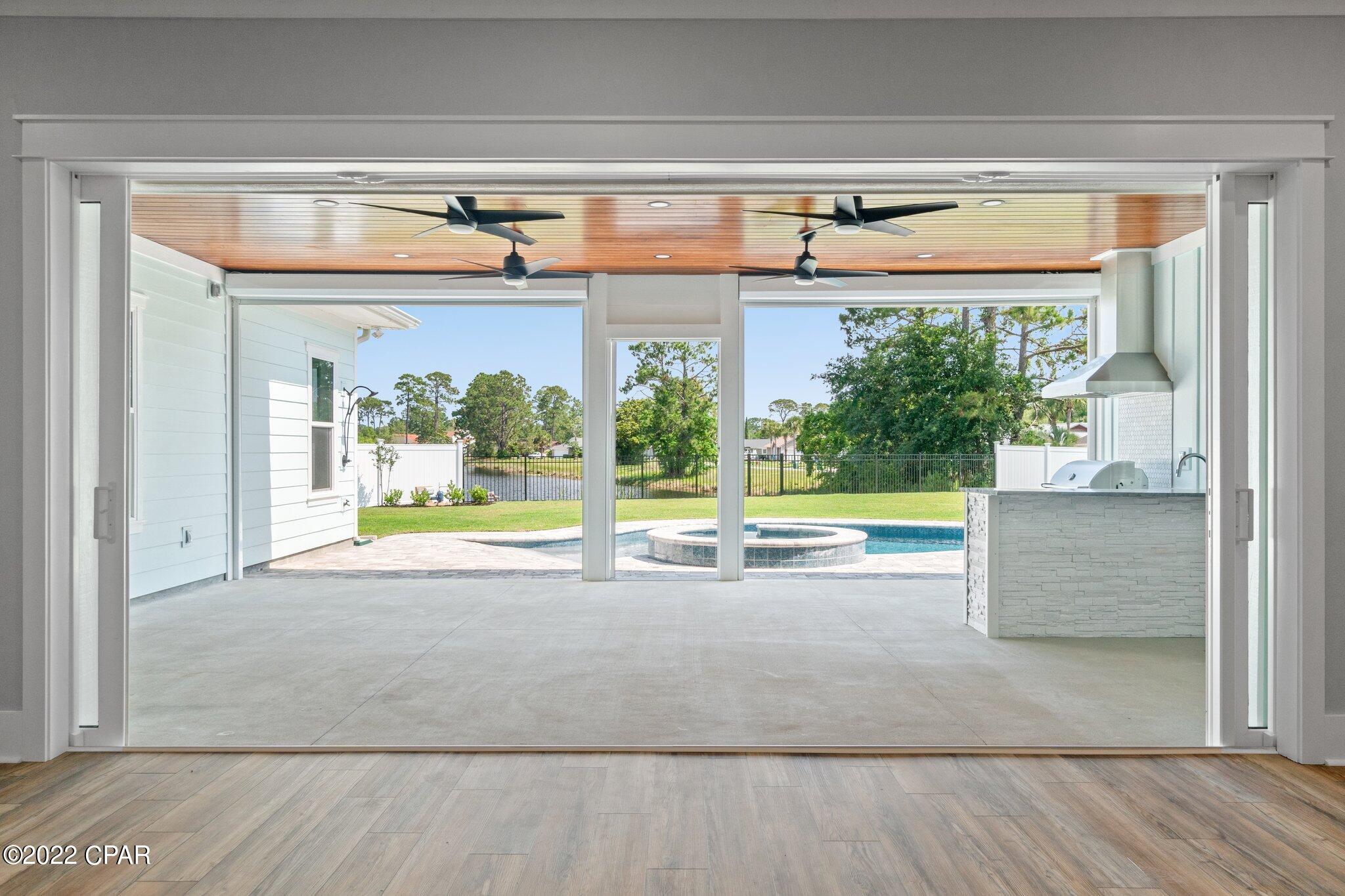 Colony Club - Residential