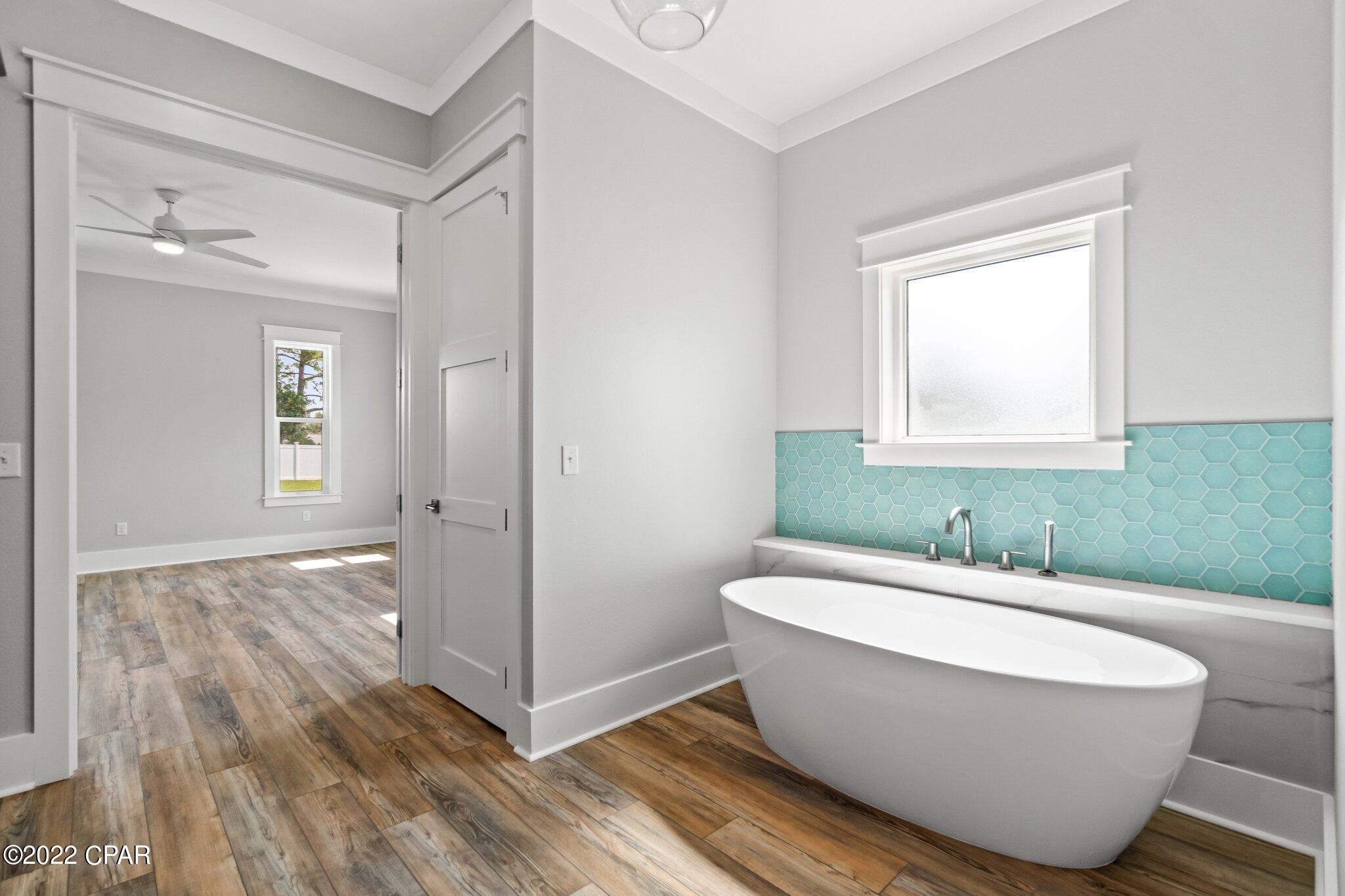 Colony Club - Residential