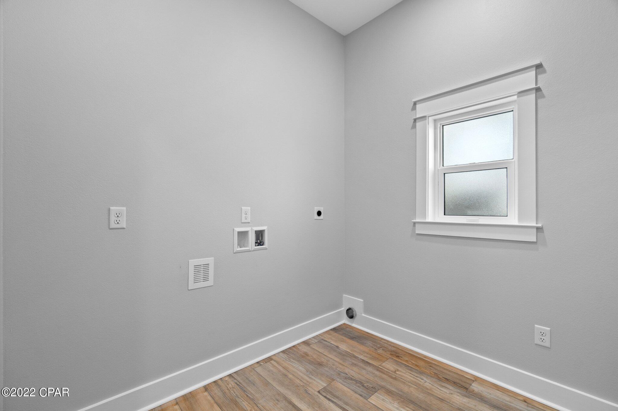 Colony Club - Residential