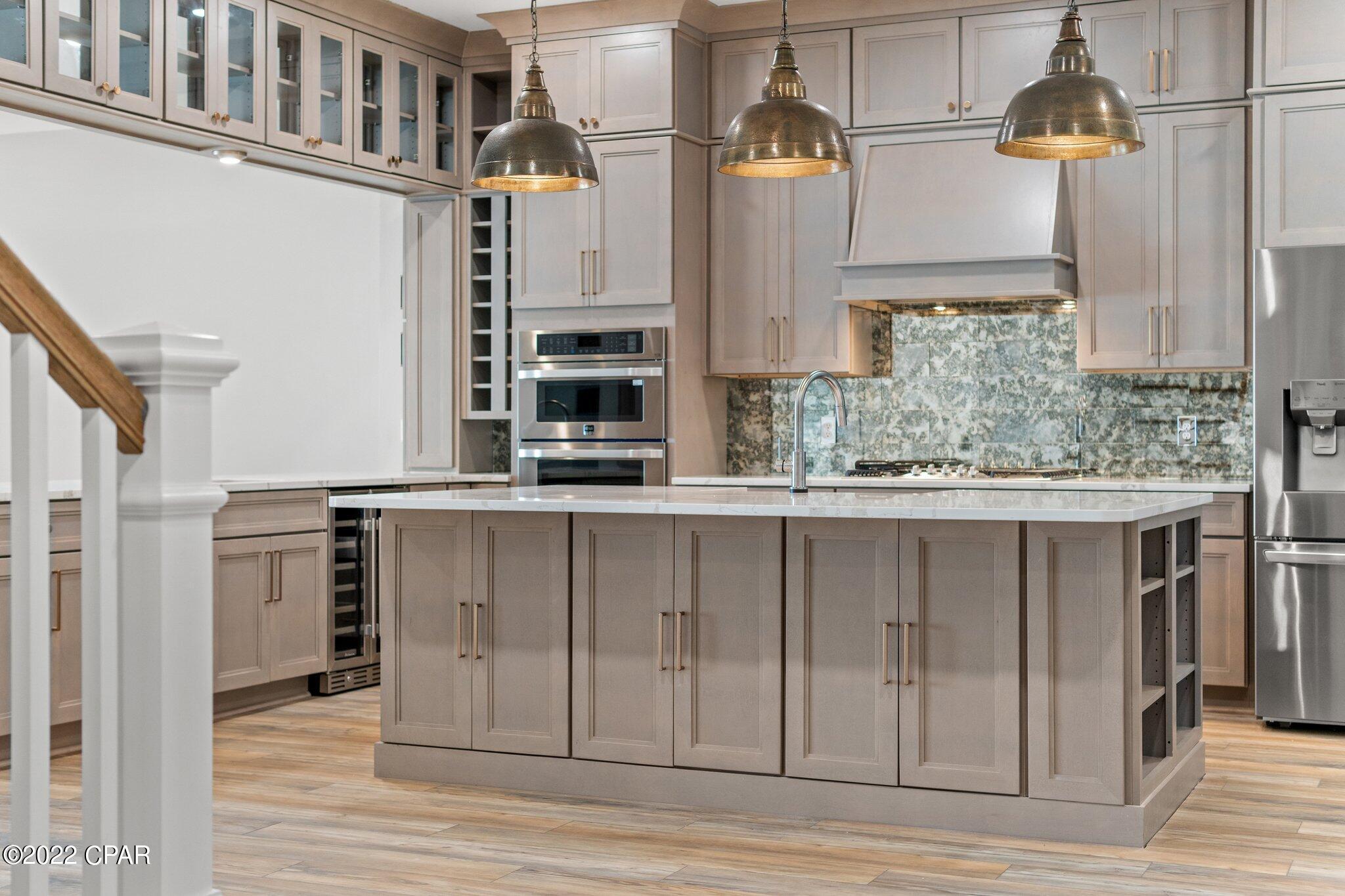 Colony Club - Residential